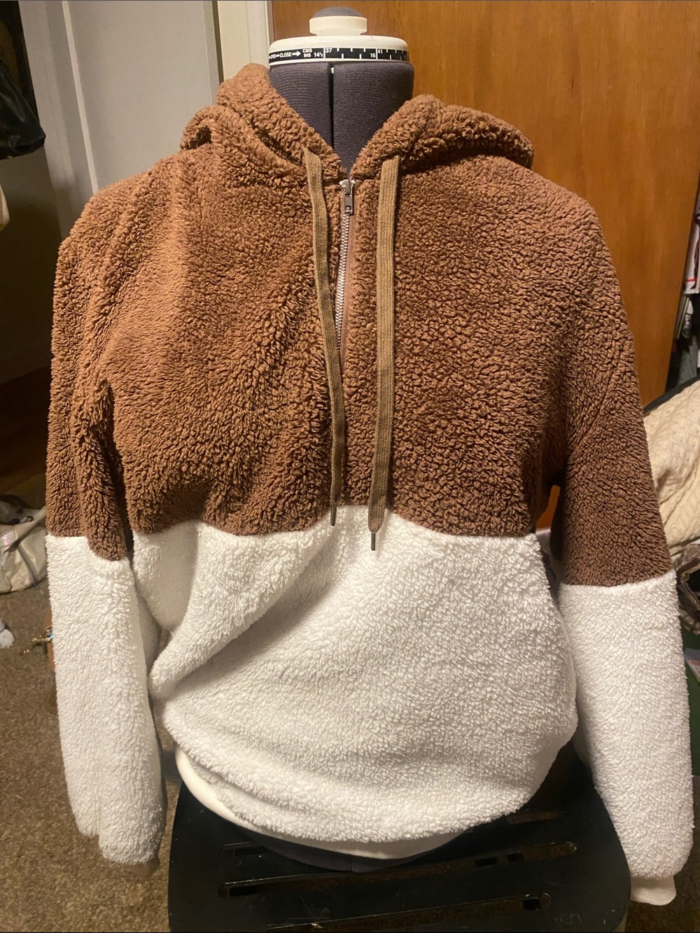 MACARON Two-Tone Sherpa Hoodie - Brown & White